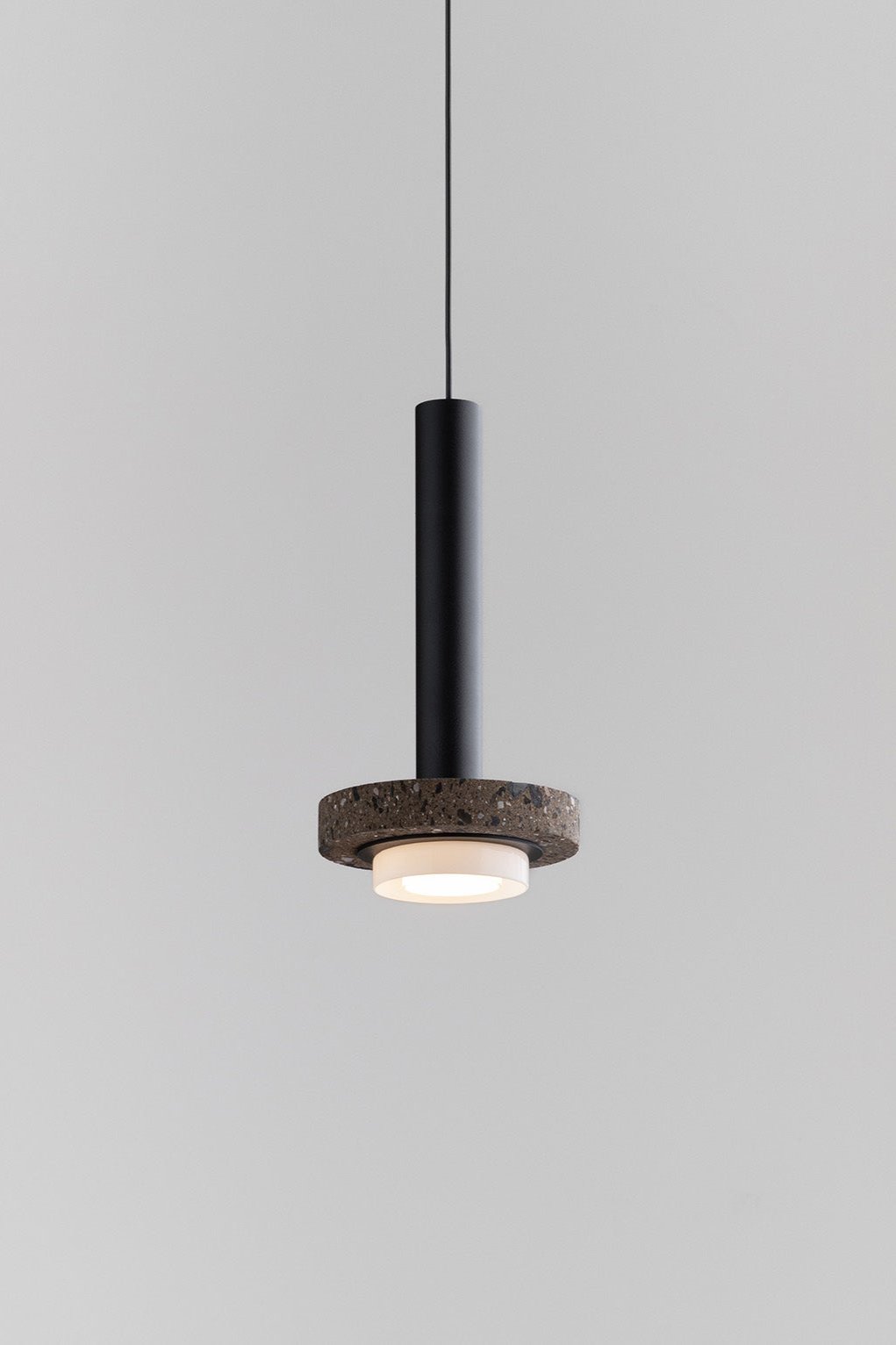 Ambra Pendant Black